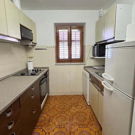 Апартаменты Old Town Garden