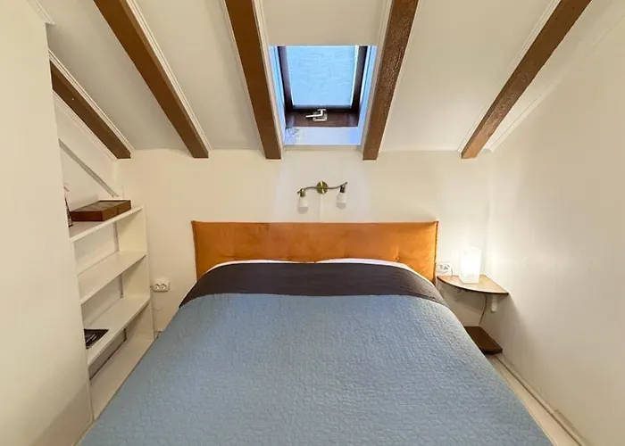 Апартаменты Old Town Garden